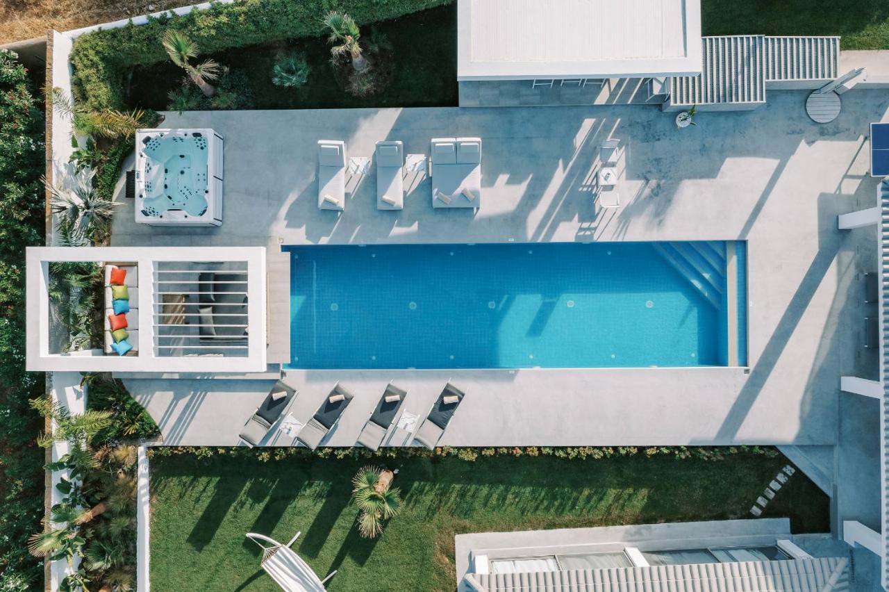 M Mansion Βίλα Πεύκος Εξωτερικό φωτογραφία