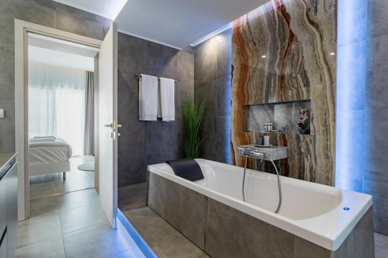 M Mansion Βίλα Πεύκος Εξωτερικό φωτογραφία