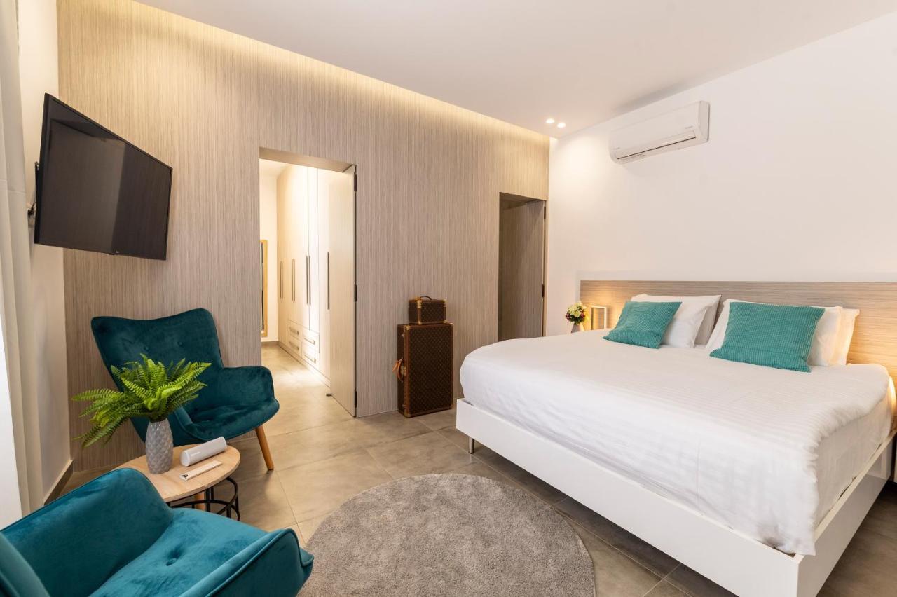 M Mansion Βίλα Πεύκος Εξωτερικό φωτογραφία