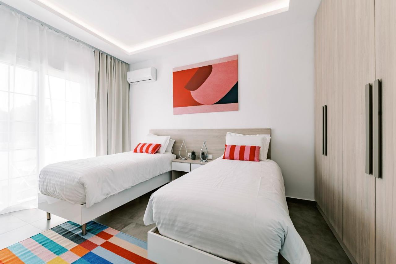 M Mansion Βίλα Πεύκος Εξωτερικό φωτογραφία